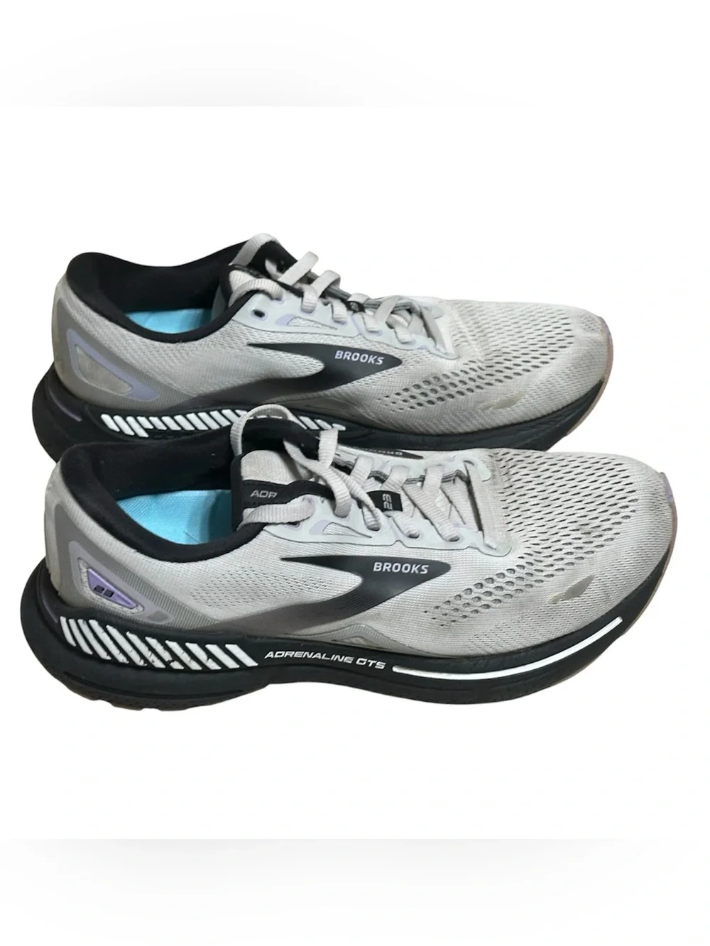 Brooks Adrenaline GTS 23 Wide running shoes size 8.5 wide gray